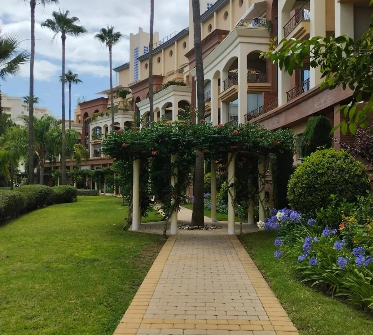 Apartment Apartamento De Lujo 250M Playa Benalmadena Spain